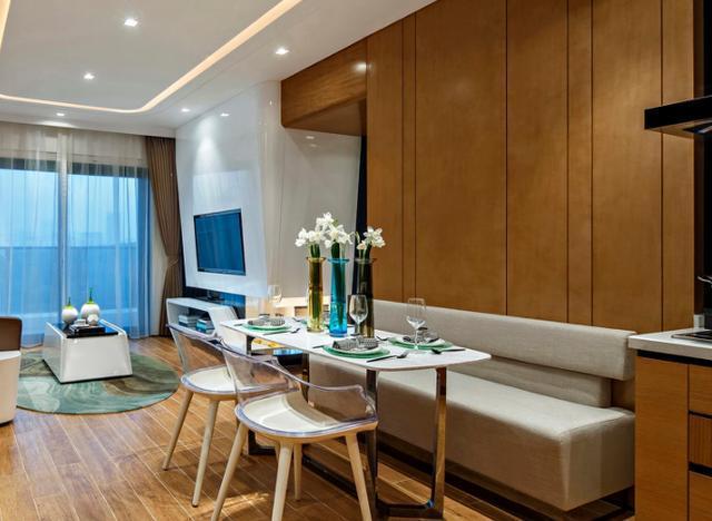 新房面积小，干脆不买餐桌了，直接这样设计，朋友们都羡慕