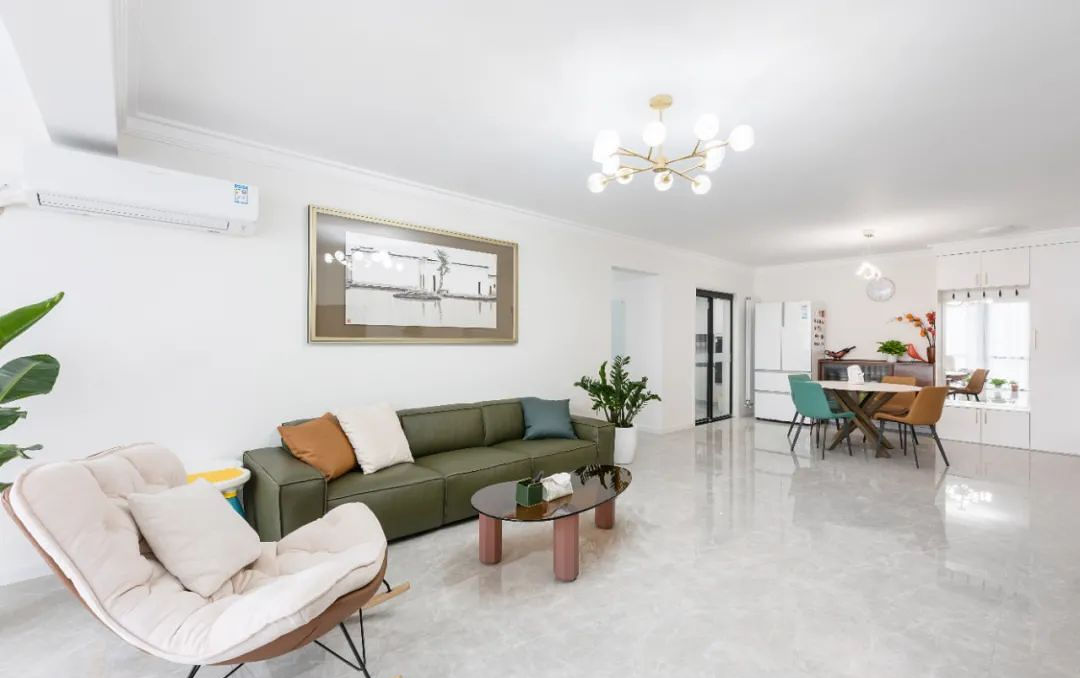 155㎡老房改造|化繁为简玄关、客餐厅一体,网友:这个客厅看起来比我家还大!