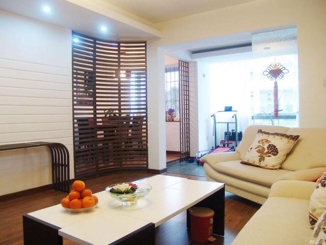 明堂暗室”很重要，但先天采光差的小客厅，怎么变得明亮呢？