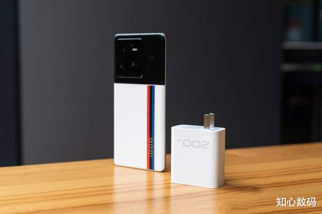 iqoo|iQOO10 Pro上手体验：很优秀，聊一聊优缺点！