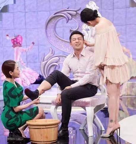 汪小菲|大S发文：没出轨、没吸毒、更没收到汪小菲4000多万 !