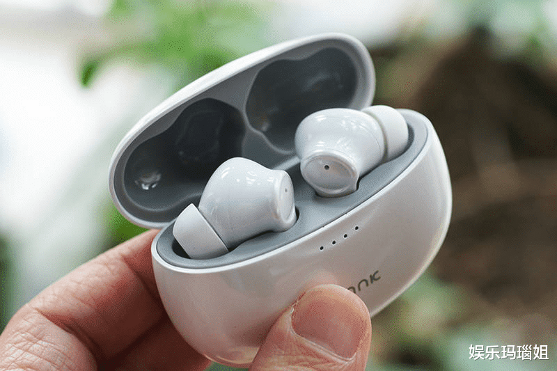蓝牙耳机|无线运动耳机什么牌子性价比高？性价比高的耳机品牌