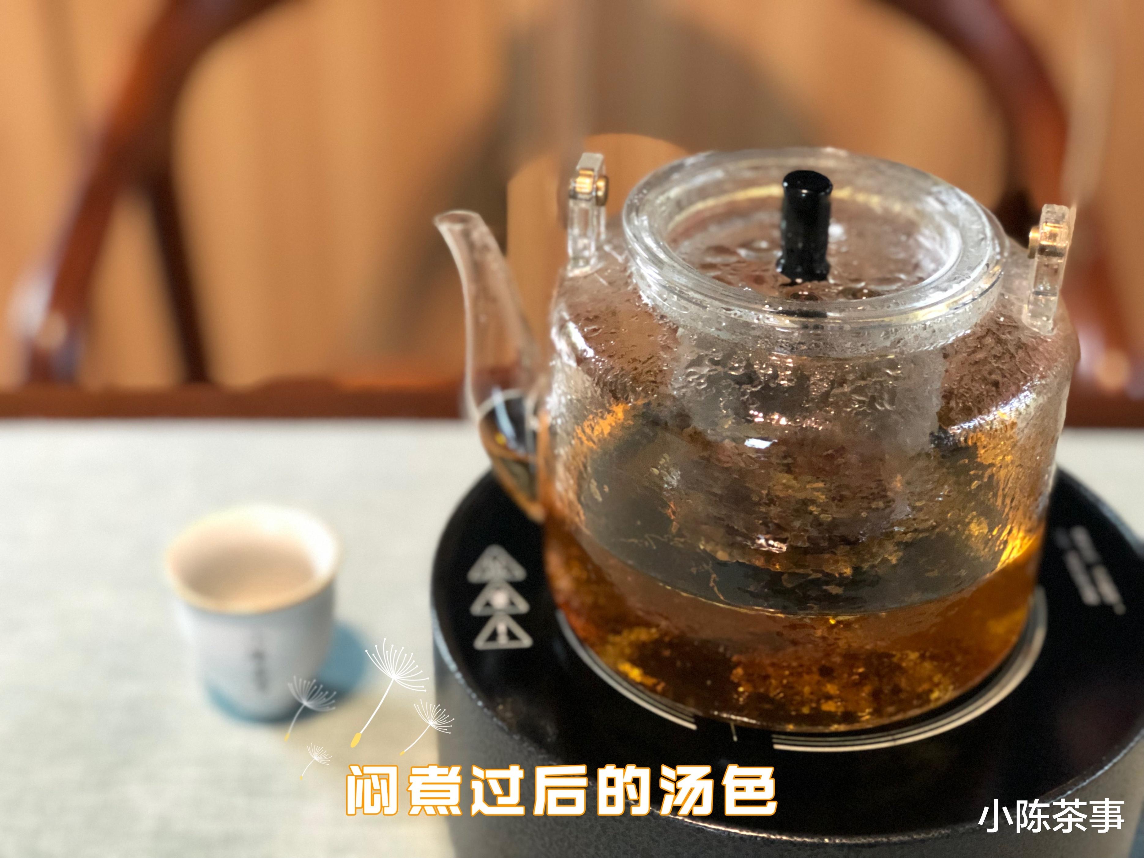 氧化、汤色暗、茶汤发红，煮老白茶时的4种怪现象，一篇说清楚
