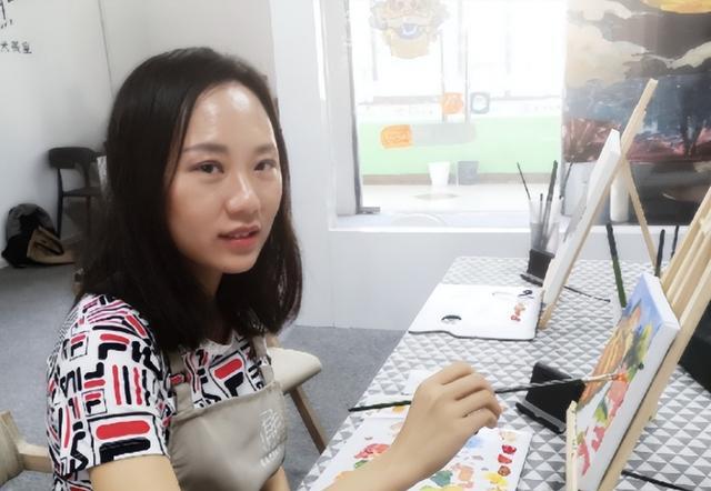 富二代|曾说过“身价没有5000万没资格娶我”的女孩周兰君，现在怎样了？