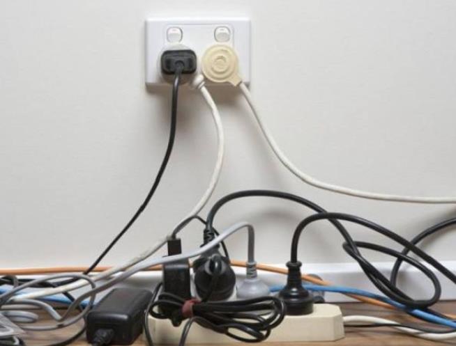 软件|5孔插座“完蛋”了！中国造多功能“裂变器”一夜成名，便宜实用还安全