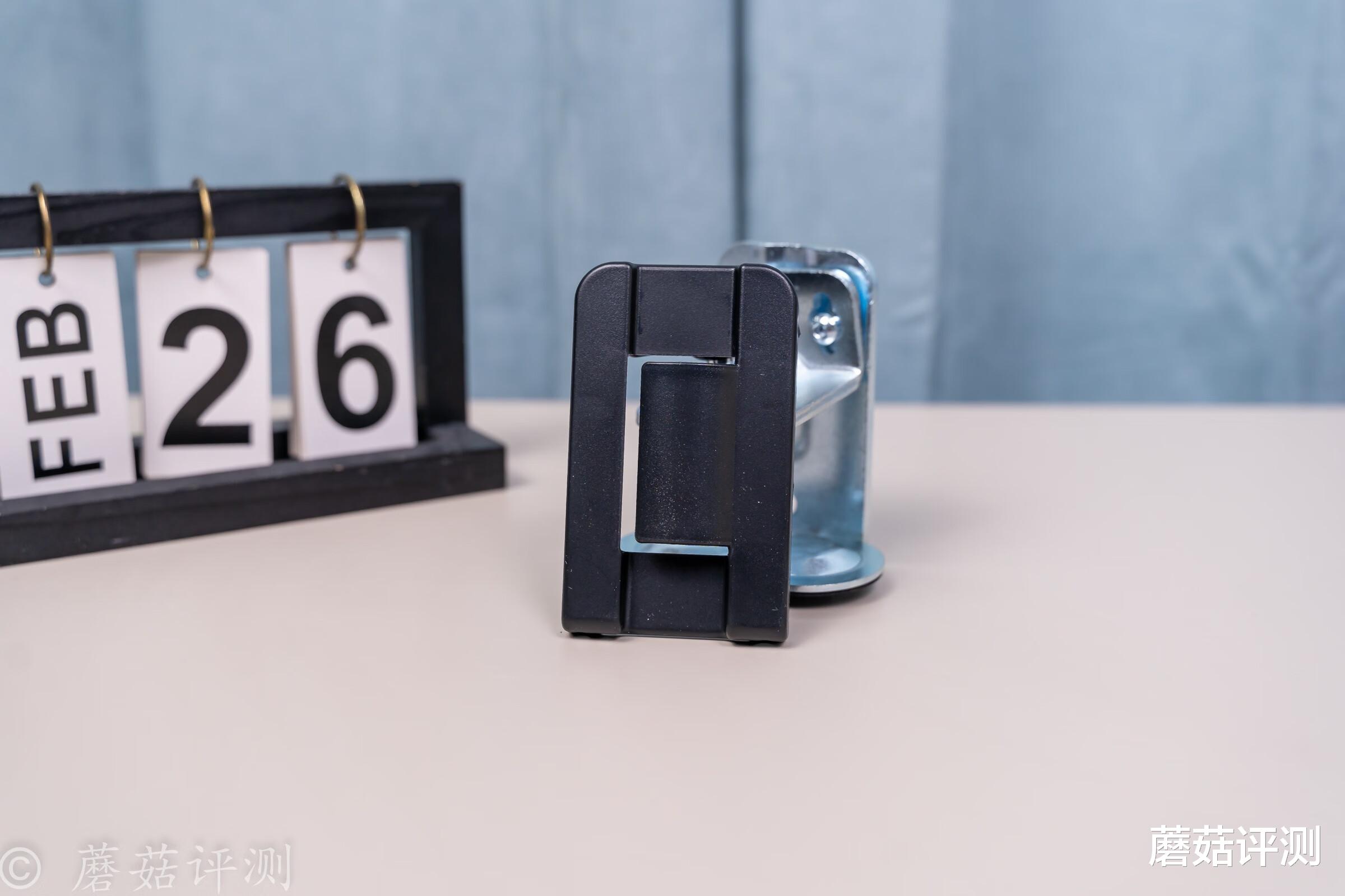 显示器|桌面更整洁，显示器调节更方便、Brateck北弧显示器支架E560 体验评测