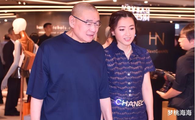 甘比|钟小娟：遭丈夫抛弃，她独自抚养3个女儿，如今女婿送700亿给她