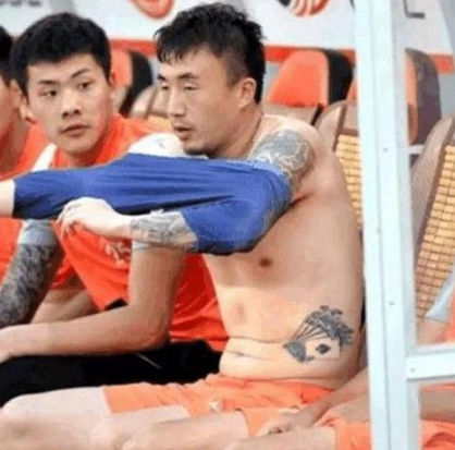 绝杀|让2追3，创造奇迹，92分钟中国绝杀韩国，两分钟前险被韩国绝杀