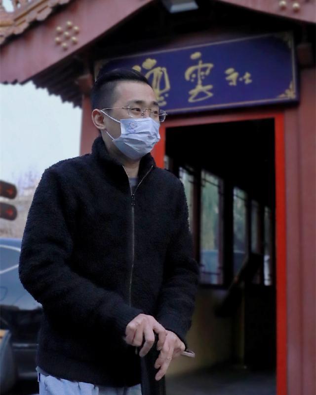 李九春|德云书馆开箱，李九春、李昊洋赢得观众称赞，真是艺高人胆大