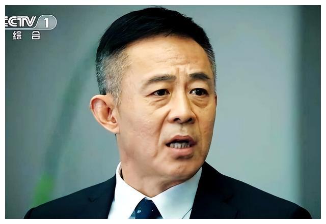 侯勇|仅播二集,拿下全国收视第二,侯勇一出手,就给央视带来王炸