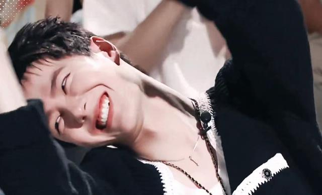 王一博|大张伟带王一博“云”活跃各大综艺,王编剧拉大老师来这就是街舞