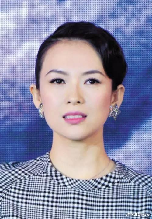发型 40岁+的女人别总留长发,推荐这5款发型,气质又减龄
