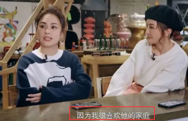 阿娇|阿Sa张韶涵零点为41岁阿娇庆生，阿娇被好姐妹夹击吻，笑容甜美