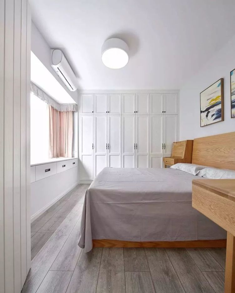 装修几个地方要装柜子，少装一个都是麻烦