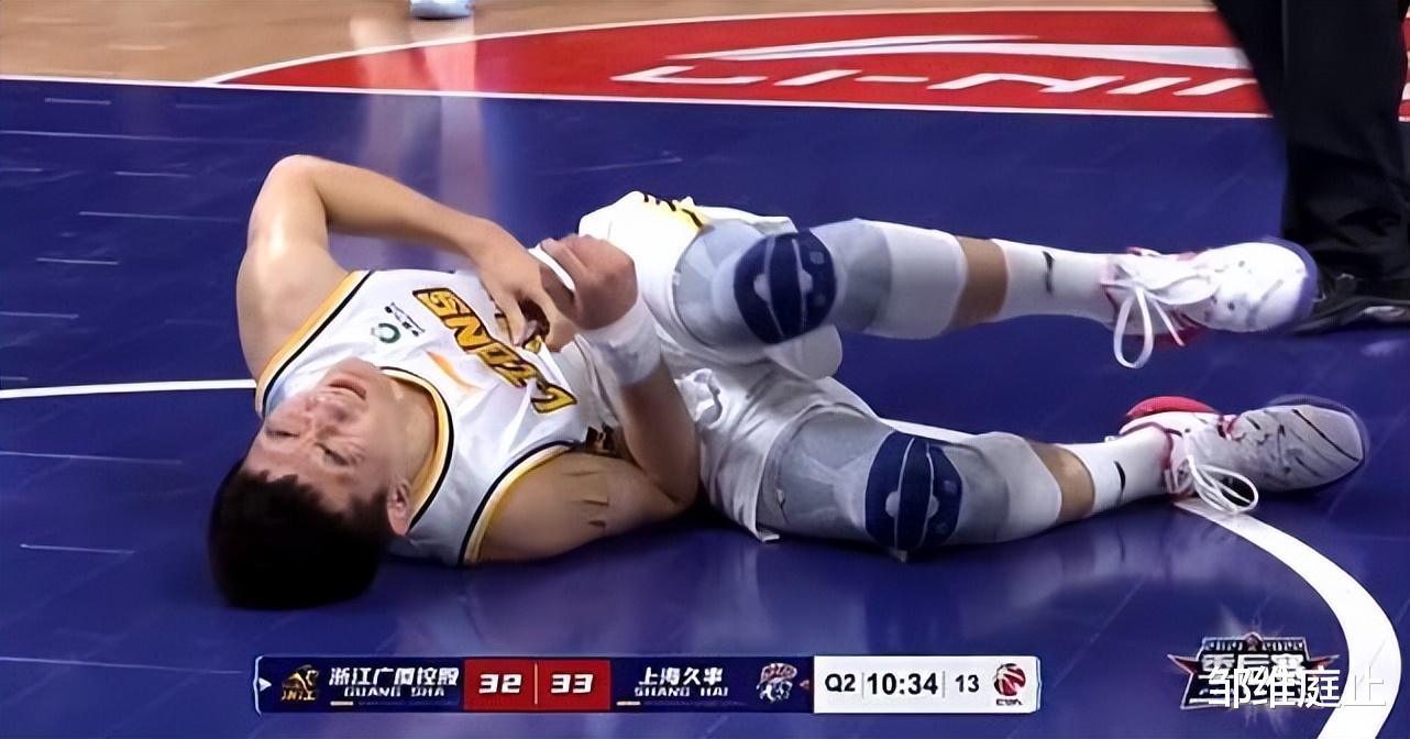 广厦|广厦三少受伤，王博赛后话里有话！上海队重金激励，第三战不能丢