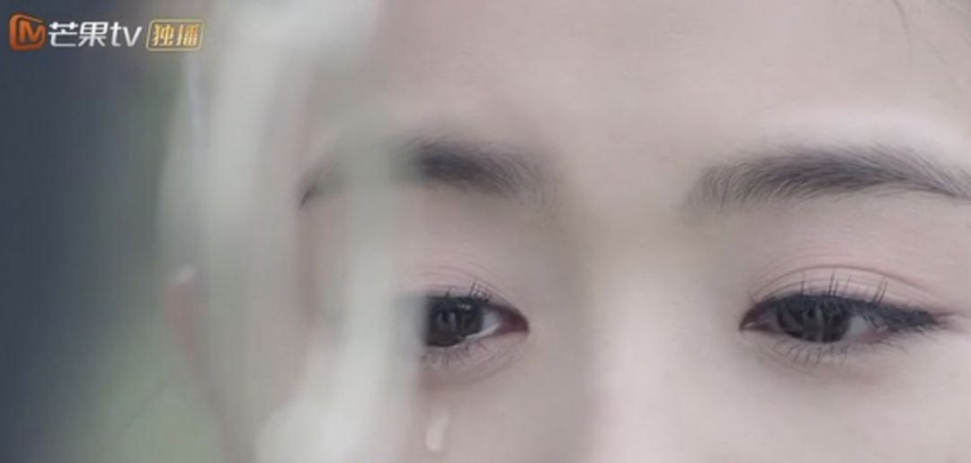 张含韵|张含韵:被误解16年,终于不再是别人眼里的\傻白甜\