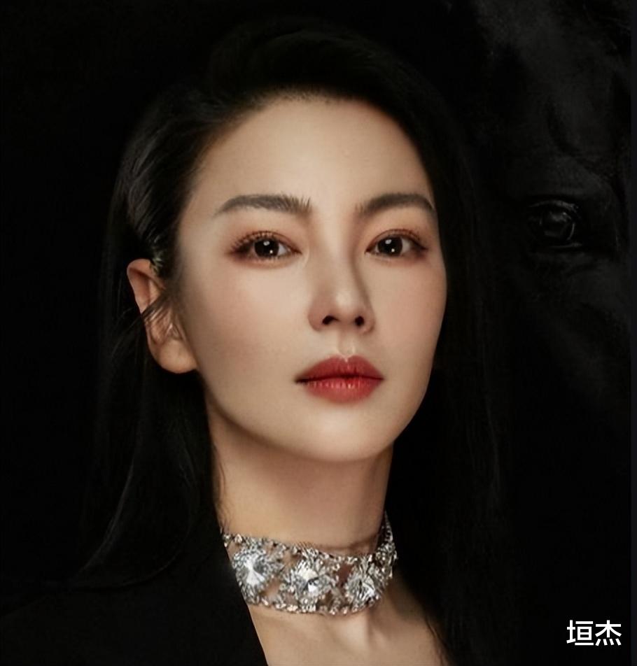 巩俐|山东盛产美人,10位鲁籍女星,个个明艳大气,甩“白幼瘦”几条街