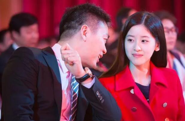 |新进展!刘强东洗脱罪名后,女方自曝患精神障碍,网友:没完了?