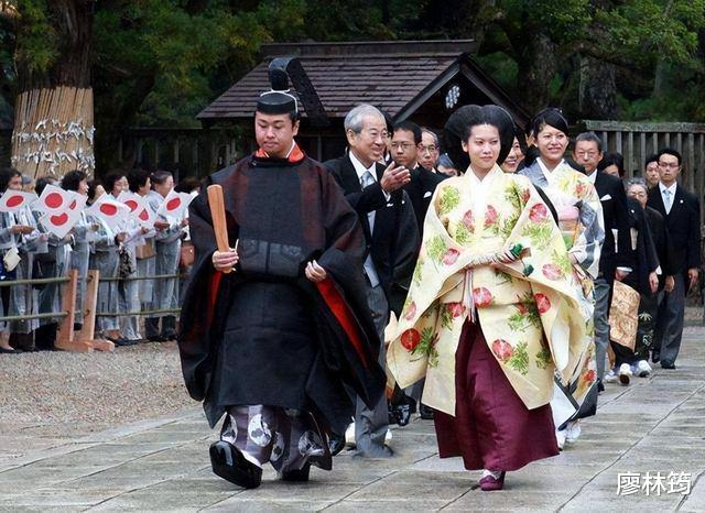 日本残暴变态天花板，揭秘武烈天皇六大暴行，件件让人肝颤