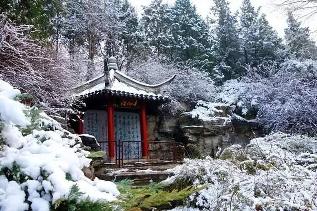 |俞平伯：陶然亭的雪丨大雪