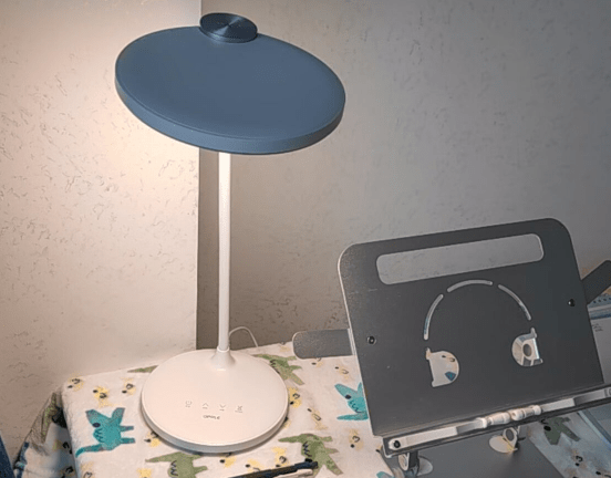 小孩写作业哪种台灯对眼睛保护好?开学季孩子用什么台灯不伤眼睛