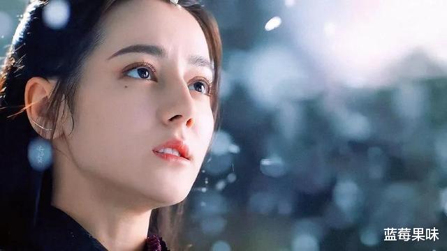 赵丽颖|2022年最受欢迎的8位女星，其中三个姓赵，虞书欣也意外上榜