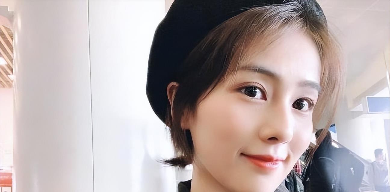 白梦妍|“一人得道”白鹿:被于正称为最爱的人,成名后花高薪供养闺蜜