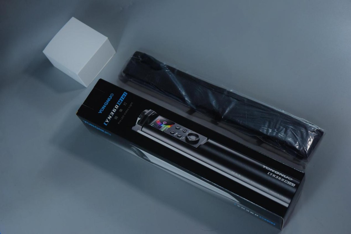 心跳|500元摄影补光灯和100元的区别有多大？永诺360Mini简单上手测试