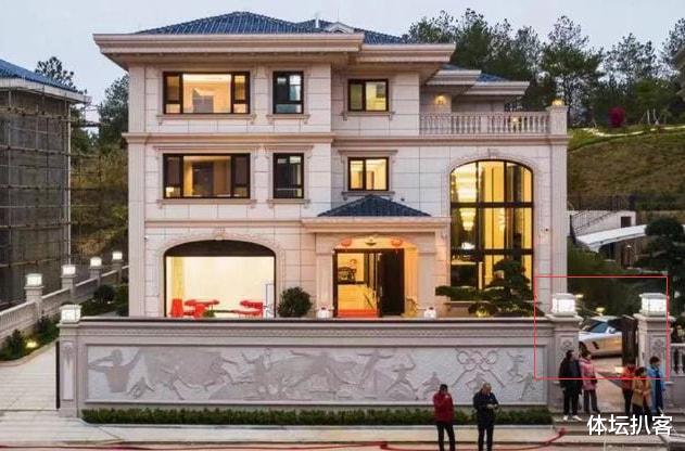 林丹|林丹夫妇乔迁豪宅后首度发声：不值7000万！谁愿出这价，我马上卖
