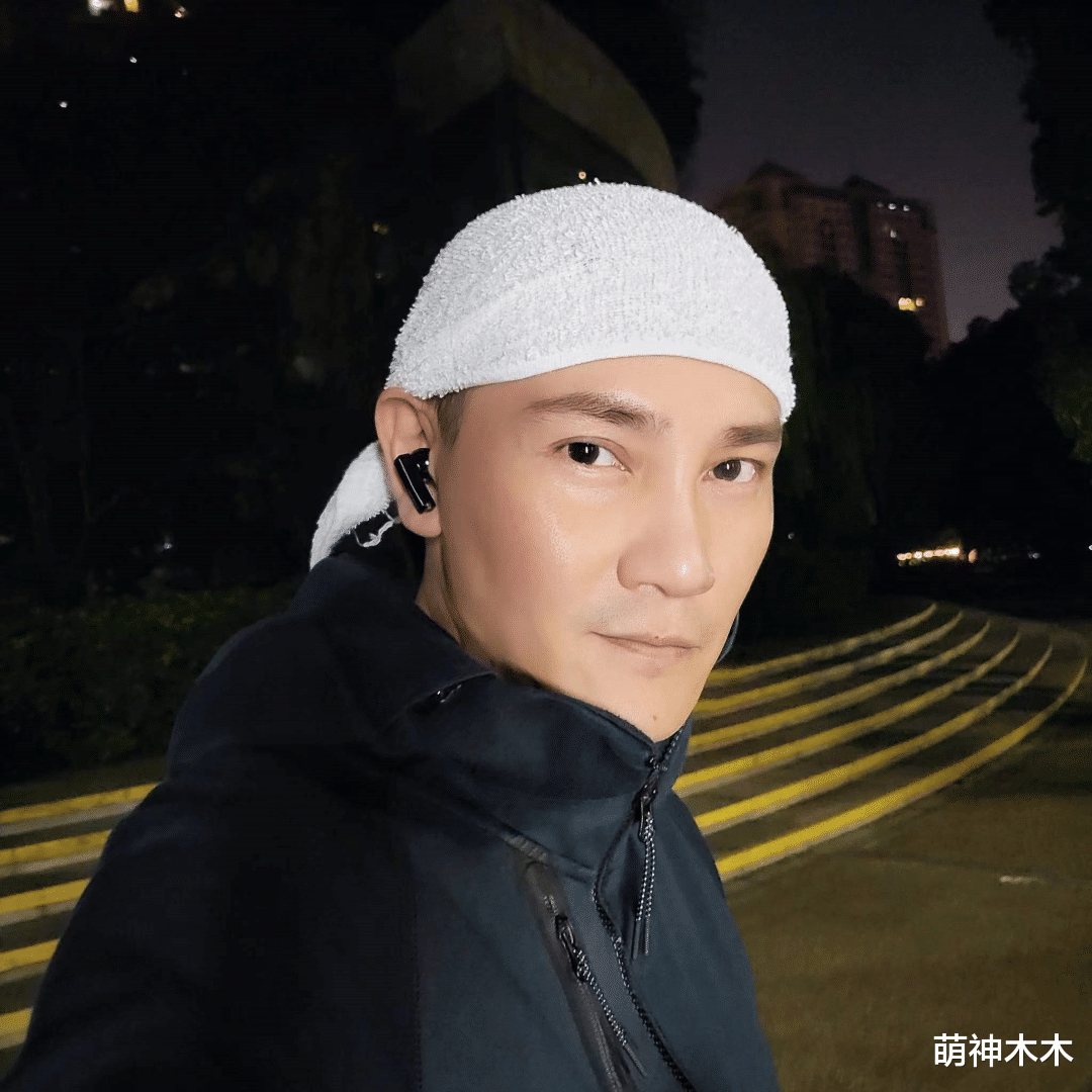 丁子峻|港星丁子峻为演员太太庆生，颜值不输同场杨千嬅，陈法蓉在线祝福