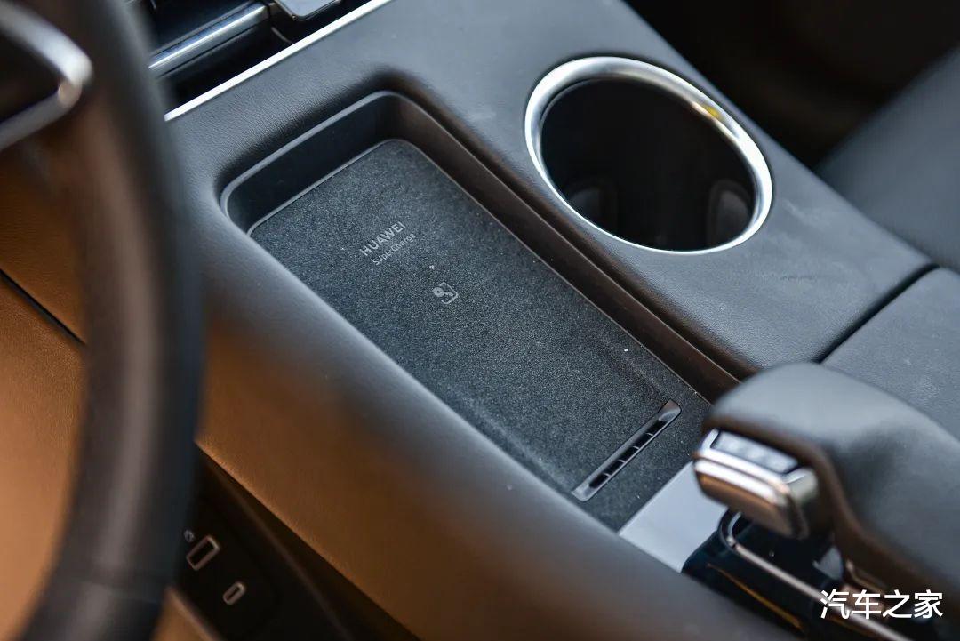 華為|中型SUV，油耗比漢蘭達低，加速比卡宴快，不到28萬就能買！