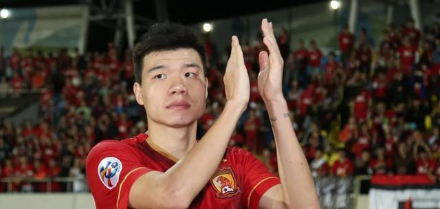 国足|10位中国足坛武汉籍球员，曾诚、蒿俊闵前三，第一名实至名归