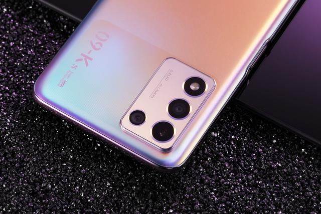 OPPO|2021年市场微跌竞争依旧激烈,苹果和绿厂这波攻势太强