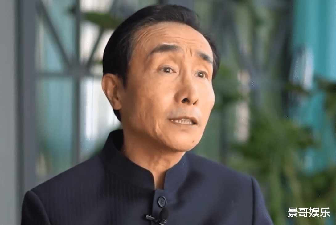 余男|董路跟巩汉林杠上了!公开叫板:公众人物再跨行喷男足,我照怼!