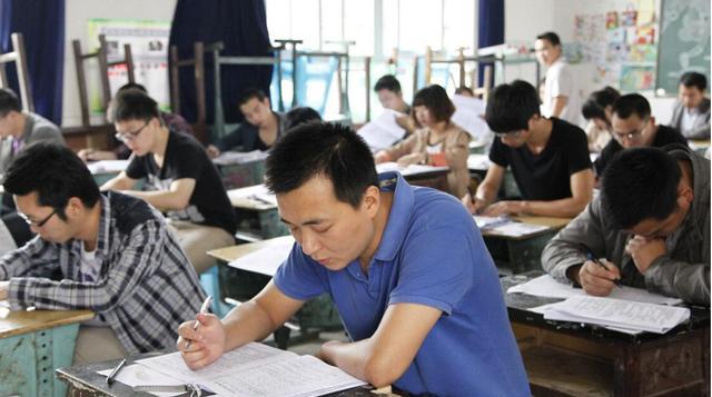 甘肃|大专生毕业有哪些好的出路？多半是从事这三种工作，现状令人唏嘘