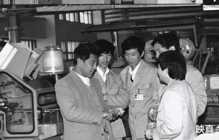 1979年,51岁褚时健出任卷烟厂厂长,遭到排挤,反击方式绝了