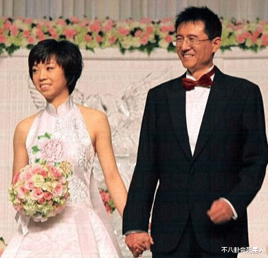 黄海波|袁立,别再“疯”了