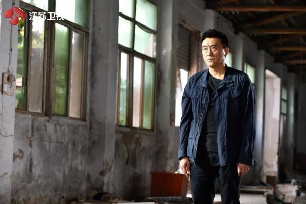 分界线|《分界线》定档江苏卫视,何冰张国强主演,戏骨对戏骨,刑侦大剧