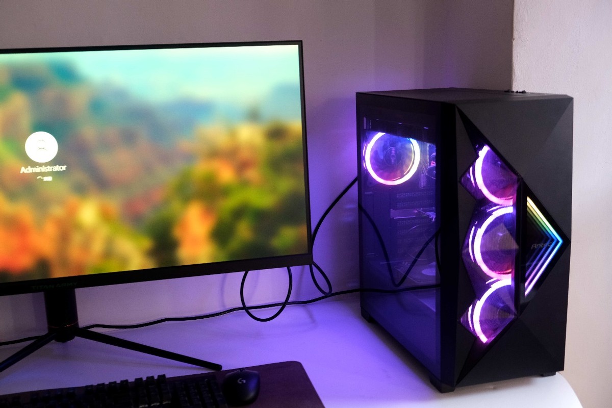 机箱|500以下的机箱不用挑！选安钛克DF800Flux就好，还送4把ARGB风扇