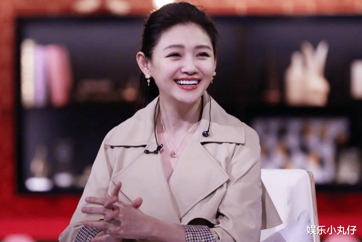 大S|前夫剥虾现夫抱着上厕所，大S把作玩出了花，小S调侃该送姐夫护腰