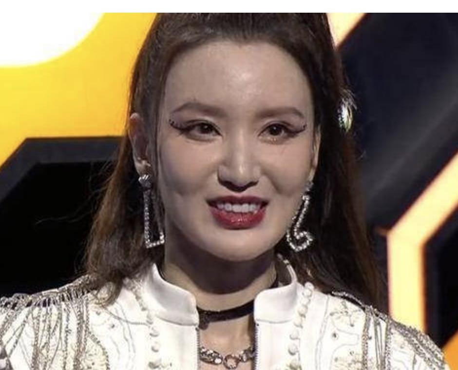 伊能静 强行扮嫩、动脸成瘾、为减肥切胃洗肠，女星的畸形审美好恐怖