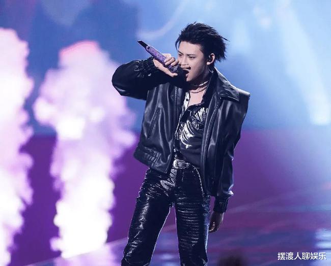 闪光的乐队|新的音综来袭,《闪光的乐队》迎来踢馆选手,节目互动成亮点