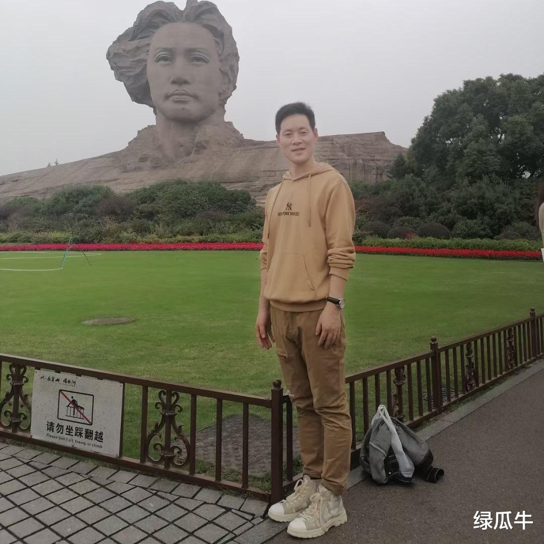 第一次从东北来到湖南长沙,我竟是迷上了这座城市