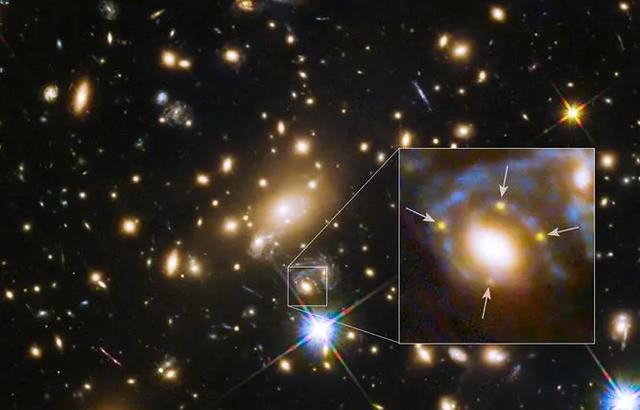 距地球50亿光年，哈勃拍到爱因斯坦十字，无法想象，它真的存在