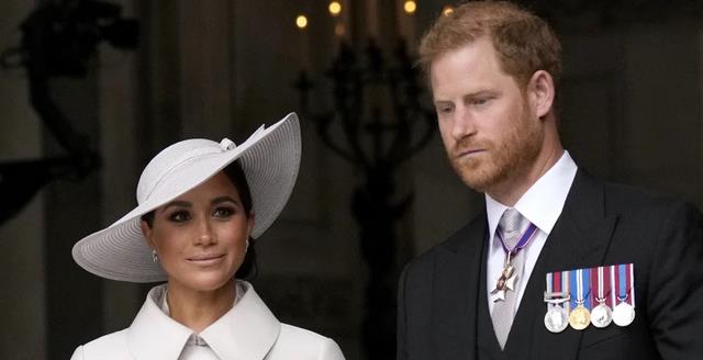 哈里王子|哈里王子妻子说谎？莎伦奥斯本：她很难成为受害者！