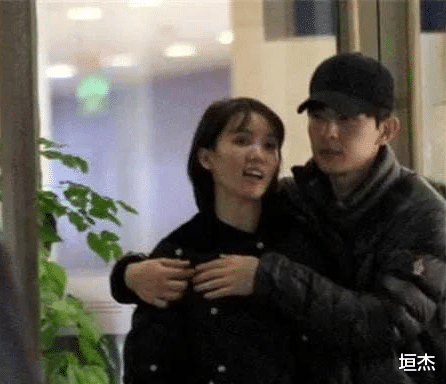 邓伦|为钱邓伦有多荒唐?两亿粉丝会员费,一桌烧饼九万块,他真的不冤