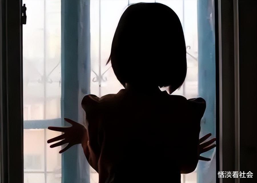 2014年“偏心惨案”,14岁女孩捅死9岁亲妹妹:就挖你们的心头肉