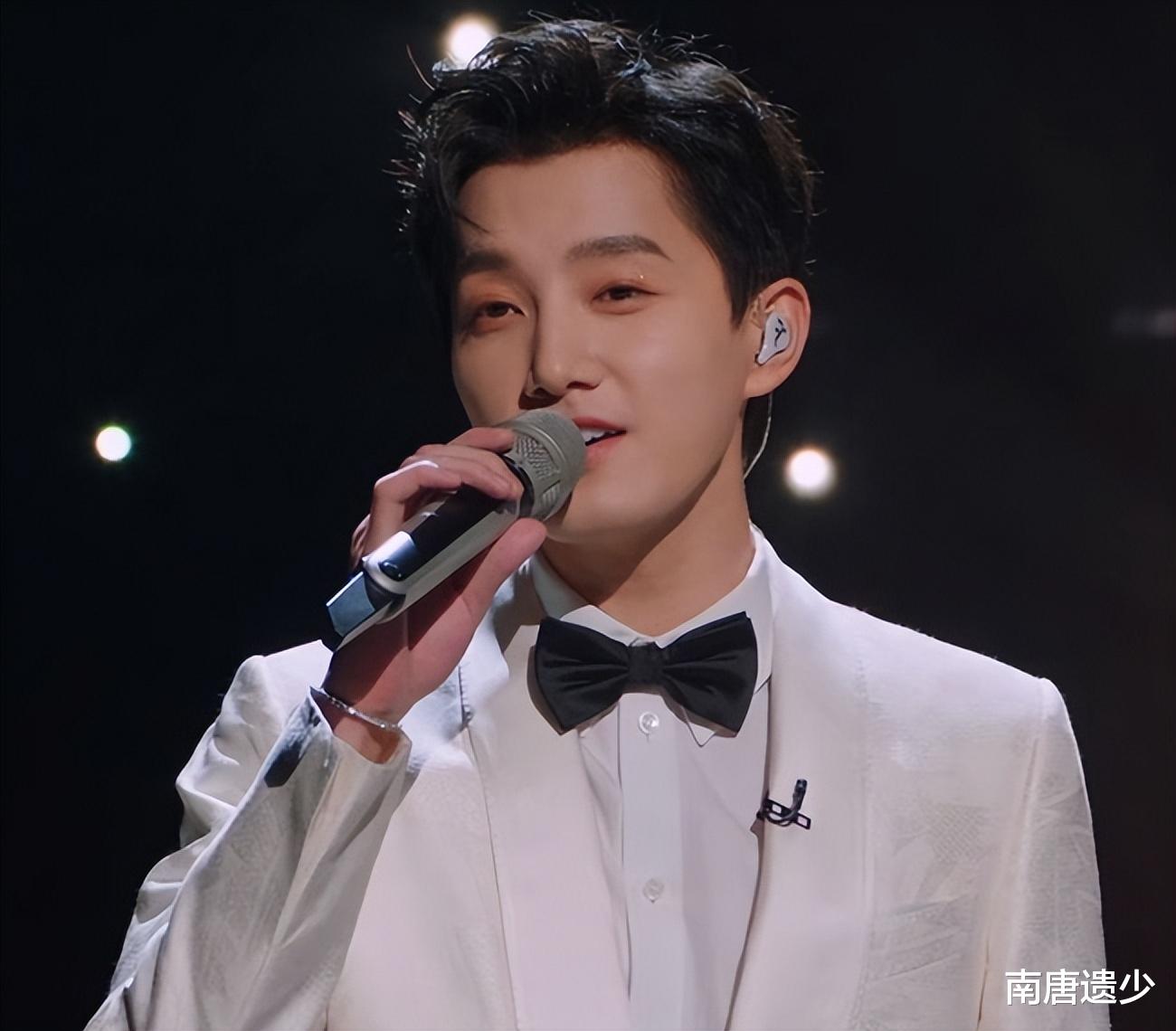 披哥2|《披哥2》22人进入总决赛,2人是大黑马,3人被带飞,1人没存在感