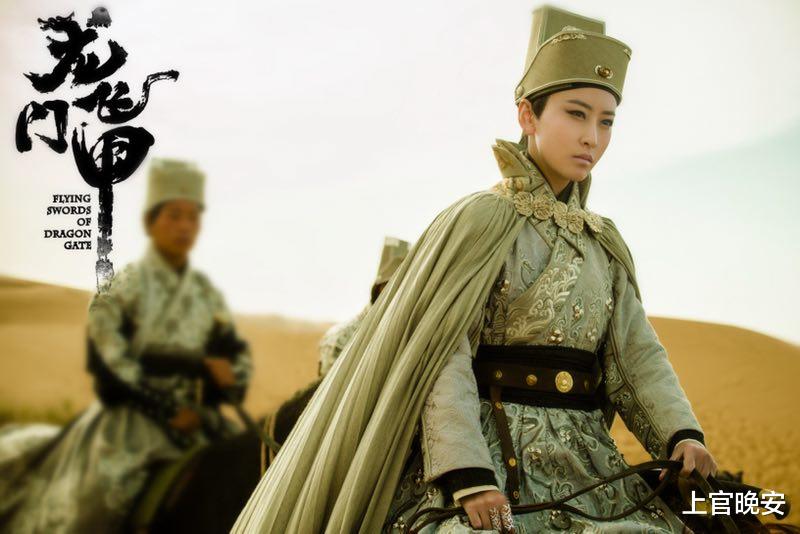 肖雄|被名字“拖累”的女星，个个貌美如花，却都有个很男人的名字