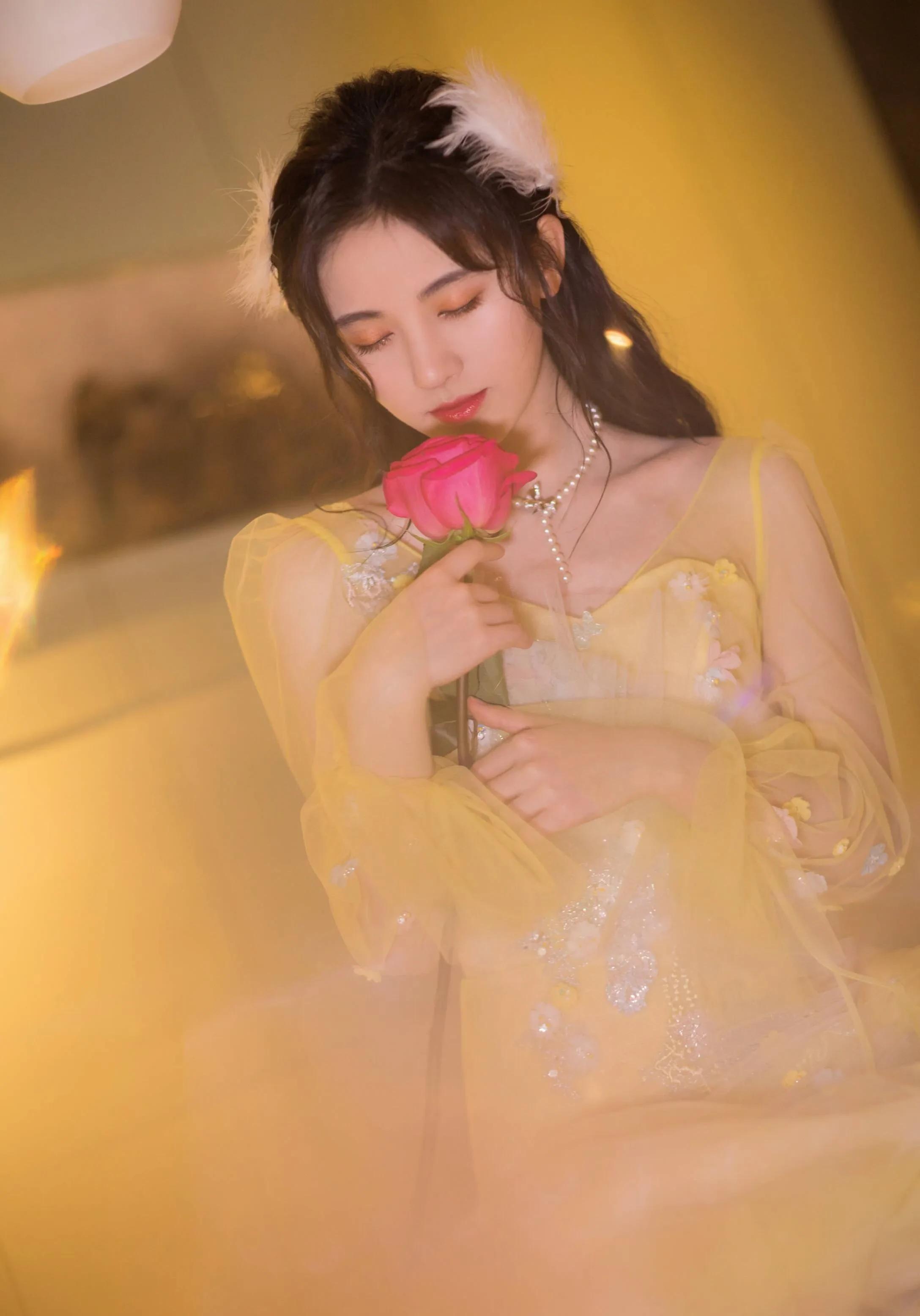 鞠婧祎|鞠婧祎，古风容颜，清新脱俗的气质，千年美女的她，你心动吗？